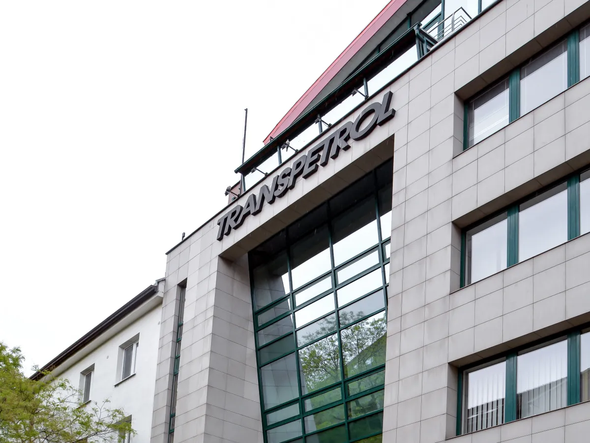 678acd8a3182289983de9c93_ps-bu-gr-1200x900-00029